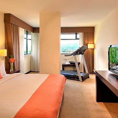 Tryp By Wyndham San Jose Sabana Hotel Ngoại thất bức ảnh