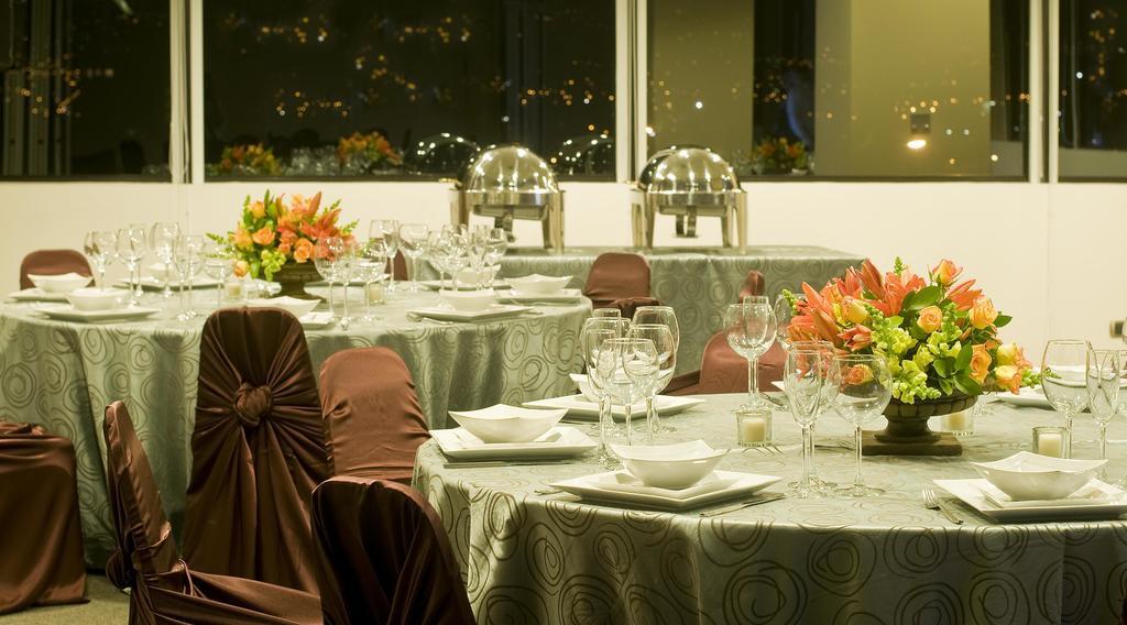 Tryp By Wyndham San Jose Sabana Hotel Ngoại thất bức ảnh