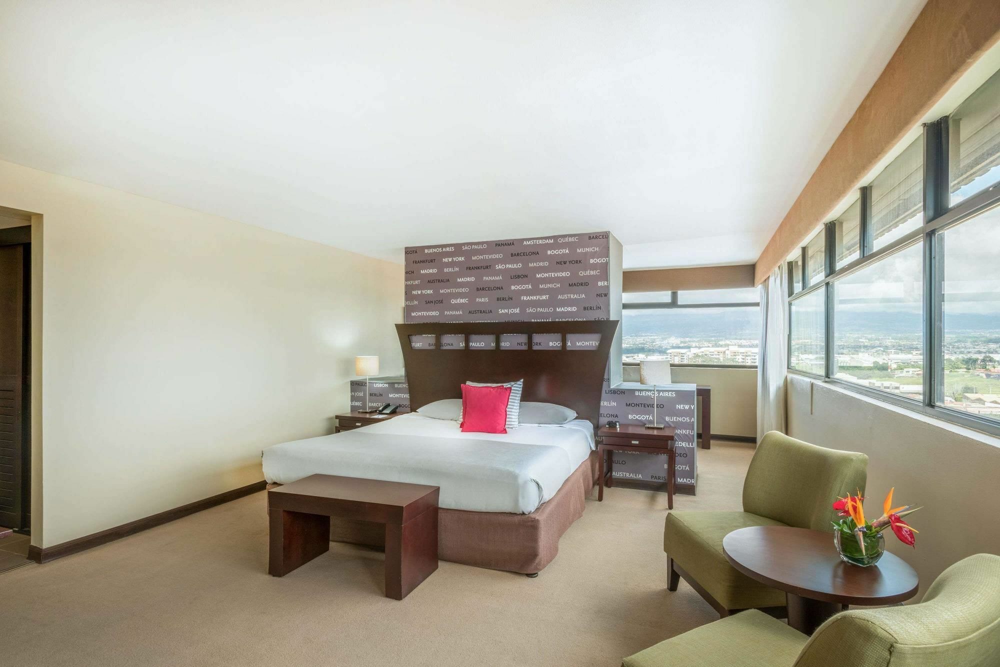 Tryp By Wyndham San Jose Sabana Hotel Ngoại thất bức ảnh